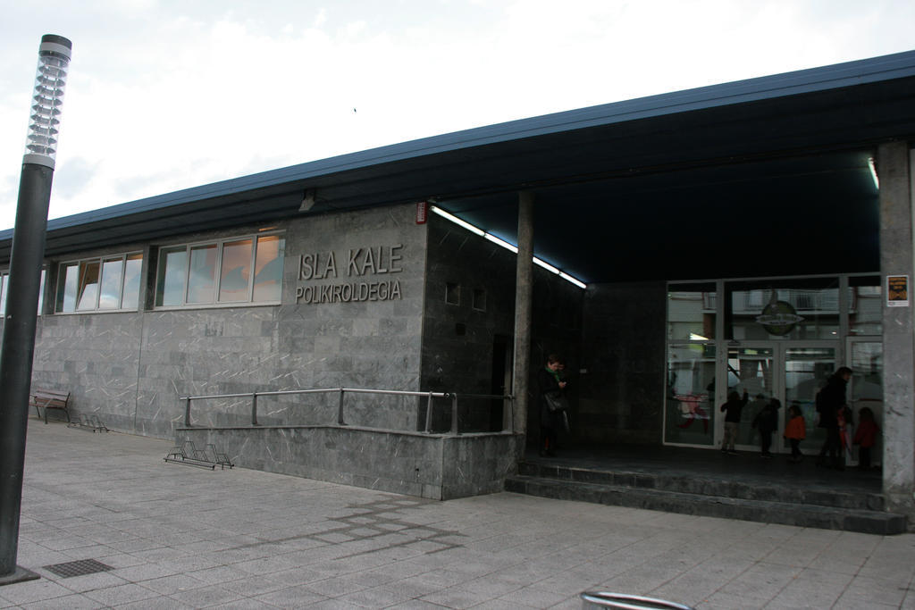 Mundaka Hostel & Sports Cafe Luaran gambar
